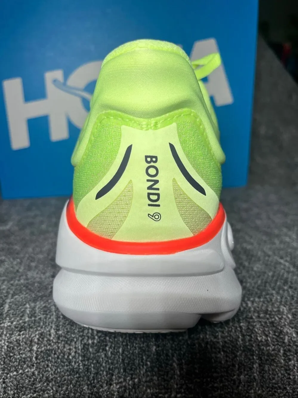 Hoka bondi men